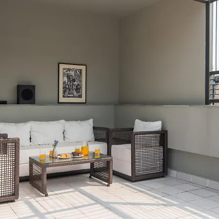 Stayvista At Nayak House With Terrace, Wi-Fi Kolkata Exterior photo