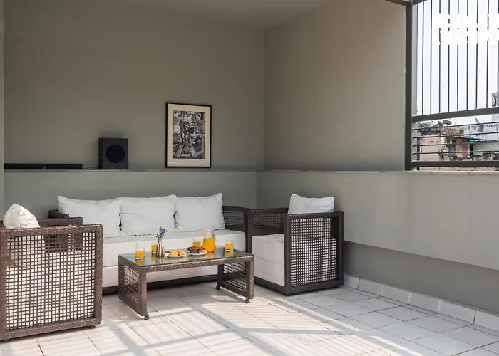 Stayvista At Nayak House With Terrace, Wi-Fi