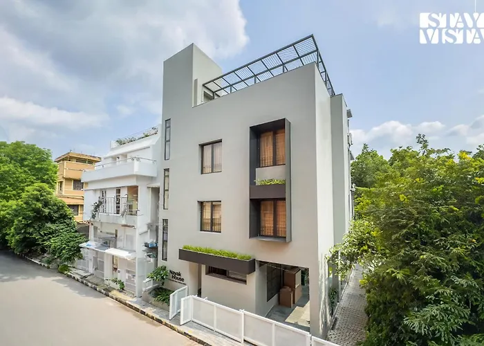 Stayvista At Nayak House With Terrace, Wi-Fi
